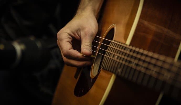 Acoustic Guitar String Gauges