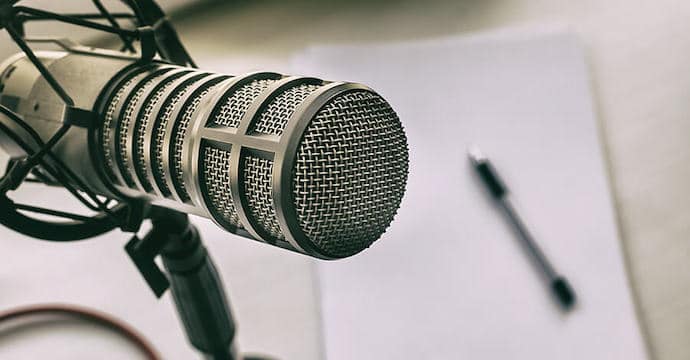 Stand Mounted Podcast Mic