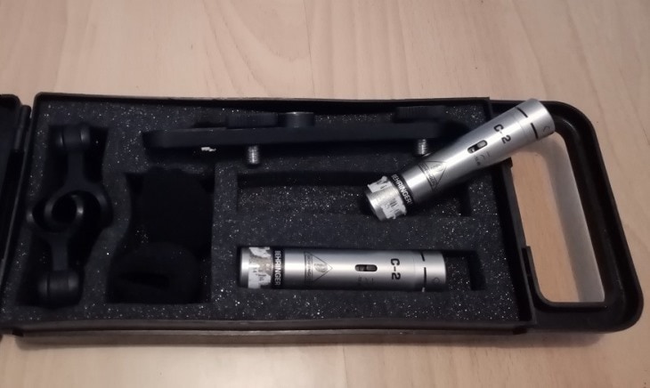 Unboxing Behringer C-2