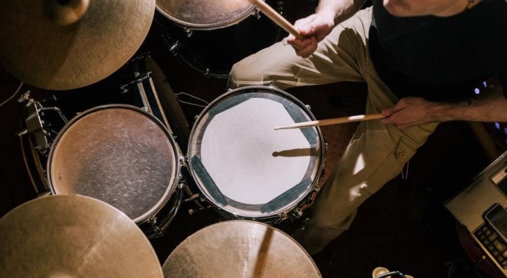 addictive drums vs superior drummer 2.0